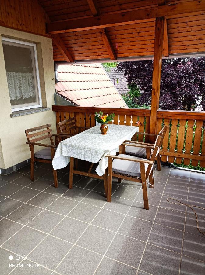 Ágnes Apartmanok Harkány Esterno foto